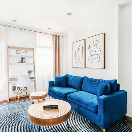 69-3B Celebrate In Style 1Br Prime Lower East Side Brand New